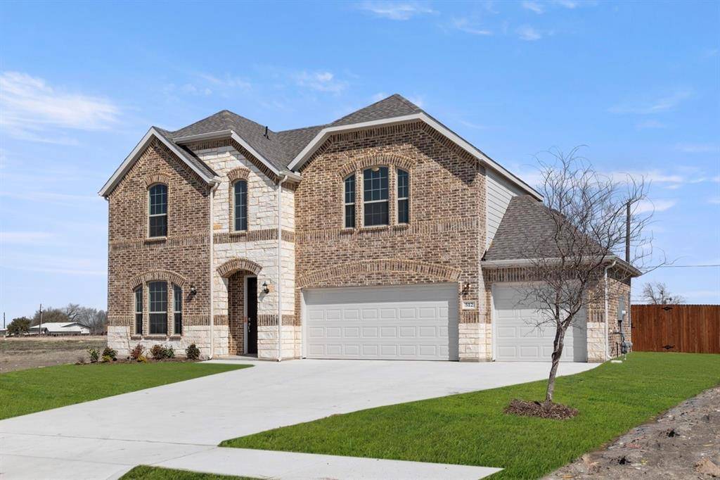 Forney, TX 75126,512 Pinnacles Court