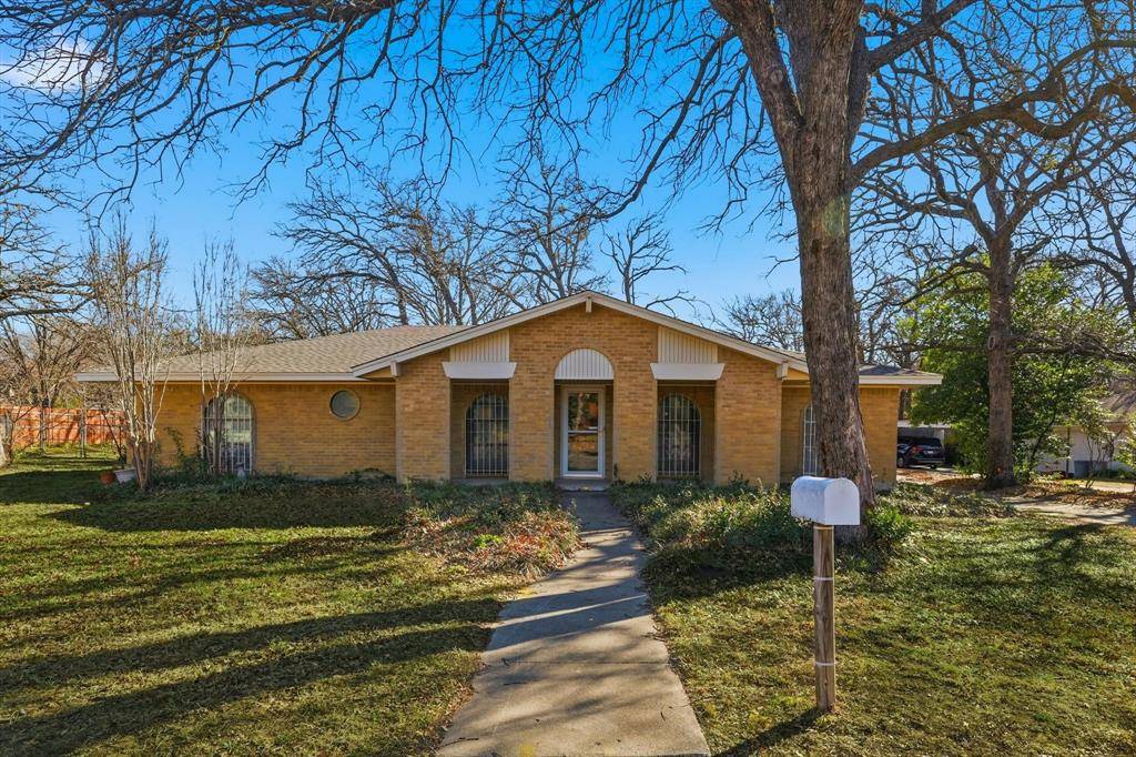 Southlake, TX 76092,620 Cimarron Trail