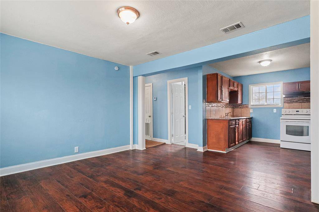 Fort Worth, TX 76112,5800 Truman Drive