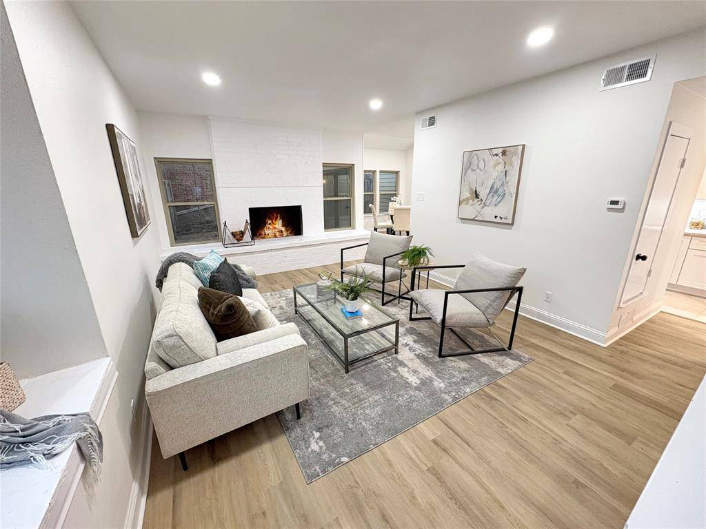 Dallas, TX 75231,6812 E Northwest Highway