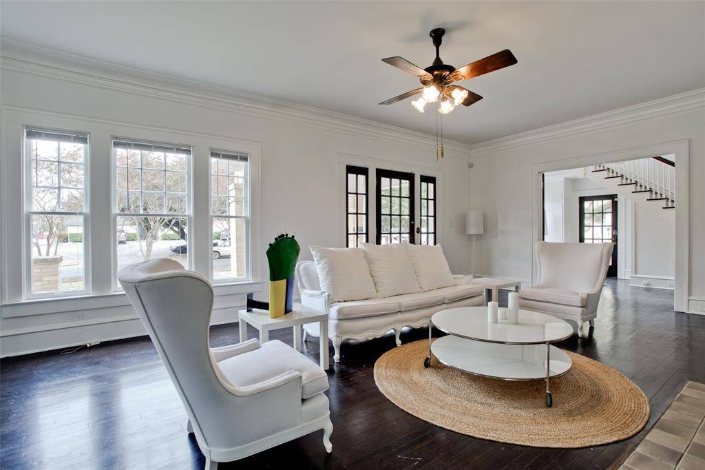 Dallas, TX 75214,4902 Junius Street