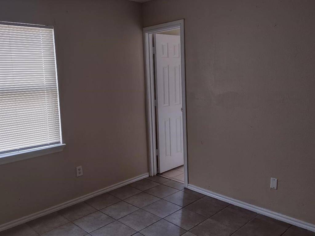 Arlington, TX 76014,2432 E Timberview Lane