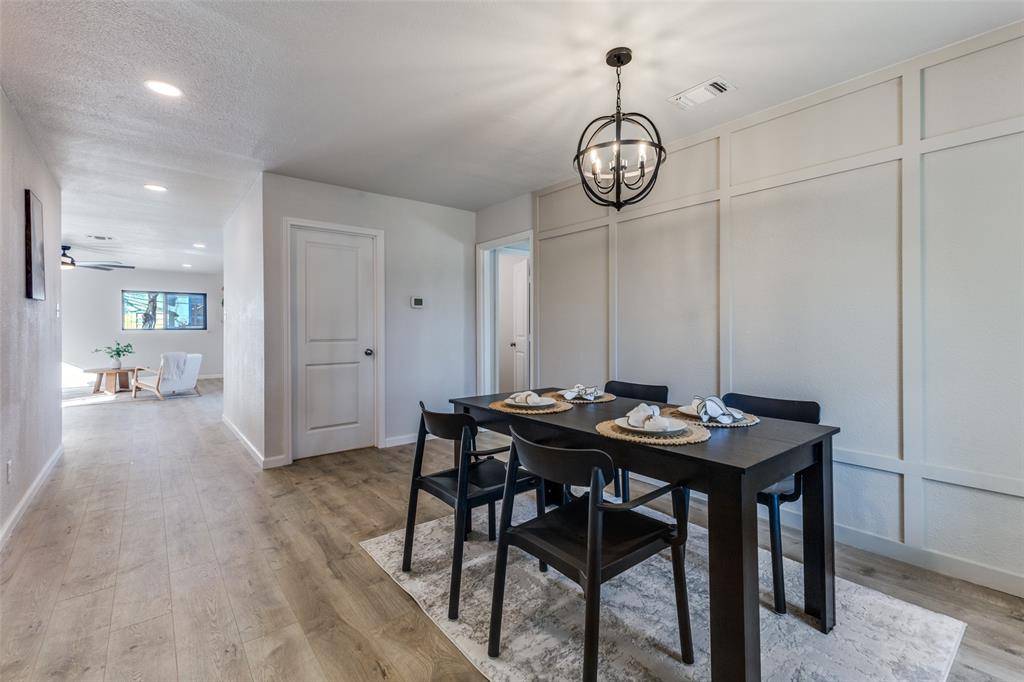 Dallas, TX 75211,3719 Dutton Drive