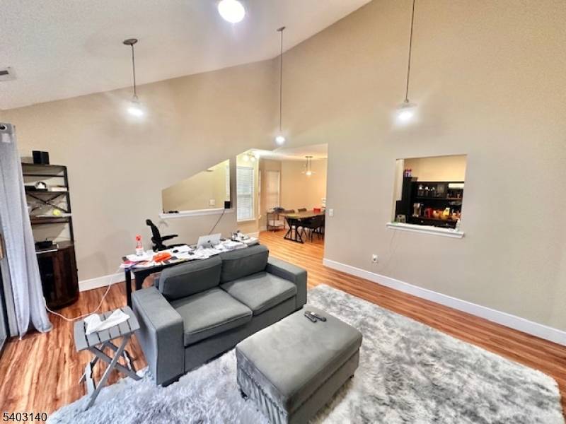 Sayreville Boro, NJ 08859,211 Sunshine Ct