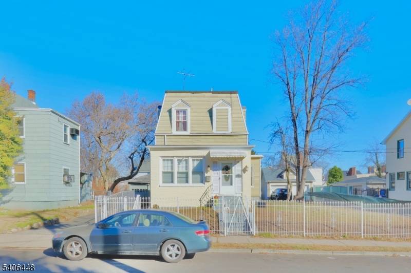 Irvington Twp., NJ 07111,14-16 Fuller Pl