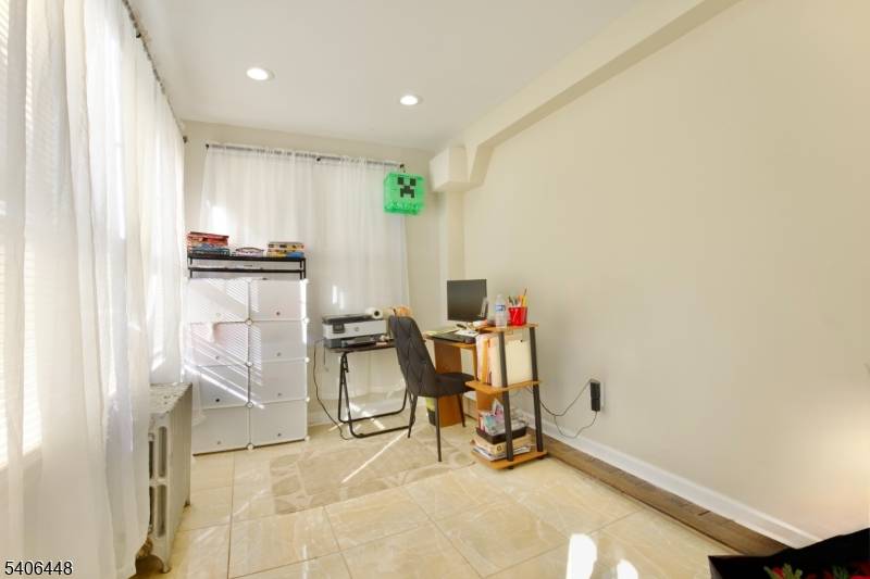 Irvington Twp., NJ 07111,14-16 Fuller Pl