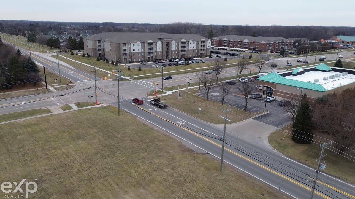 Sterling Heights, MI 48312,15170 15 Mile RD