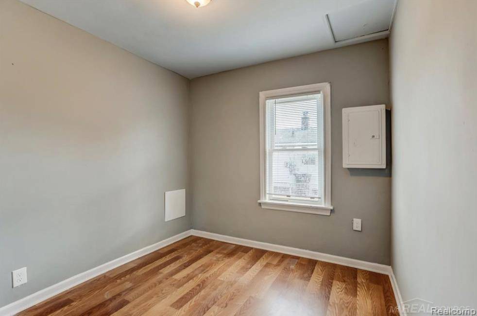 Roseville, MI 48066,25680 Dodge ST