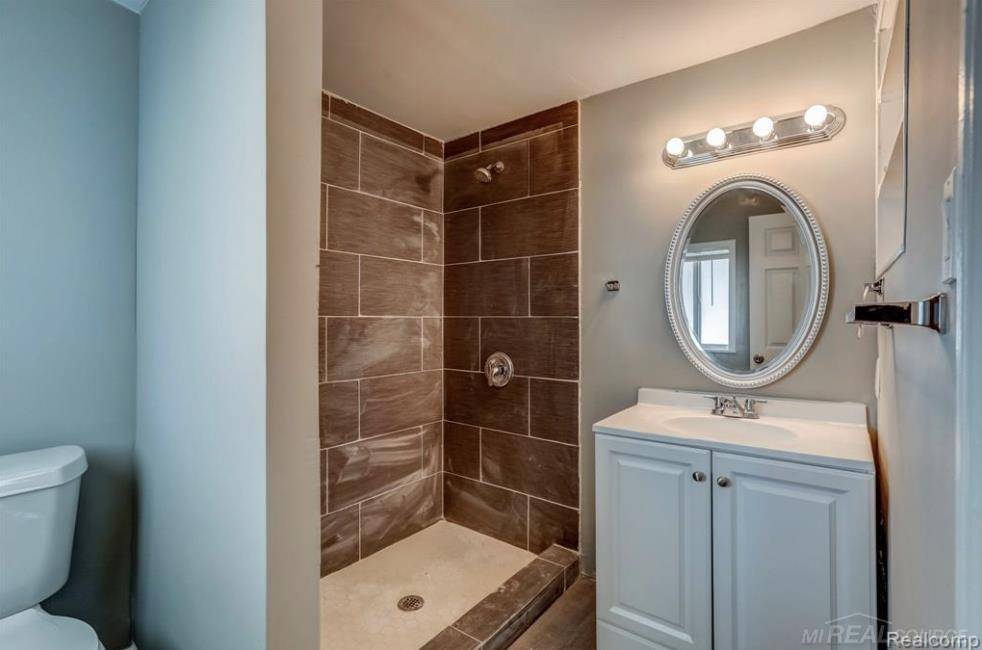 Roseville, MI 48066,25680 Dodge ST