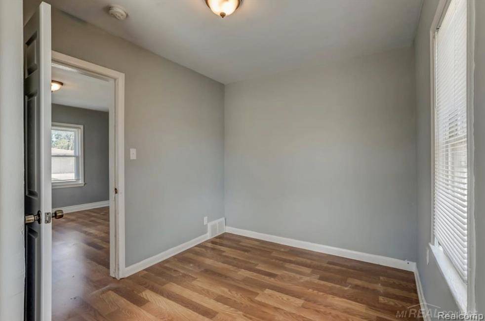 Roseville, MI 48066,25680 Dodge ST