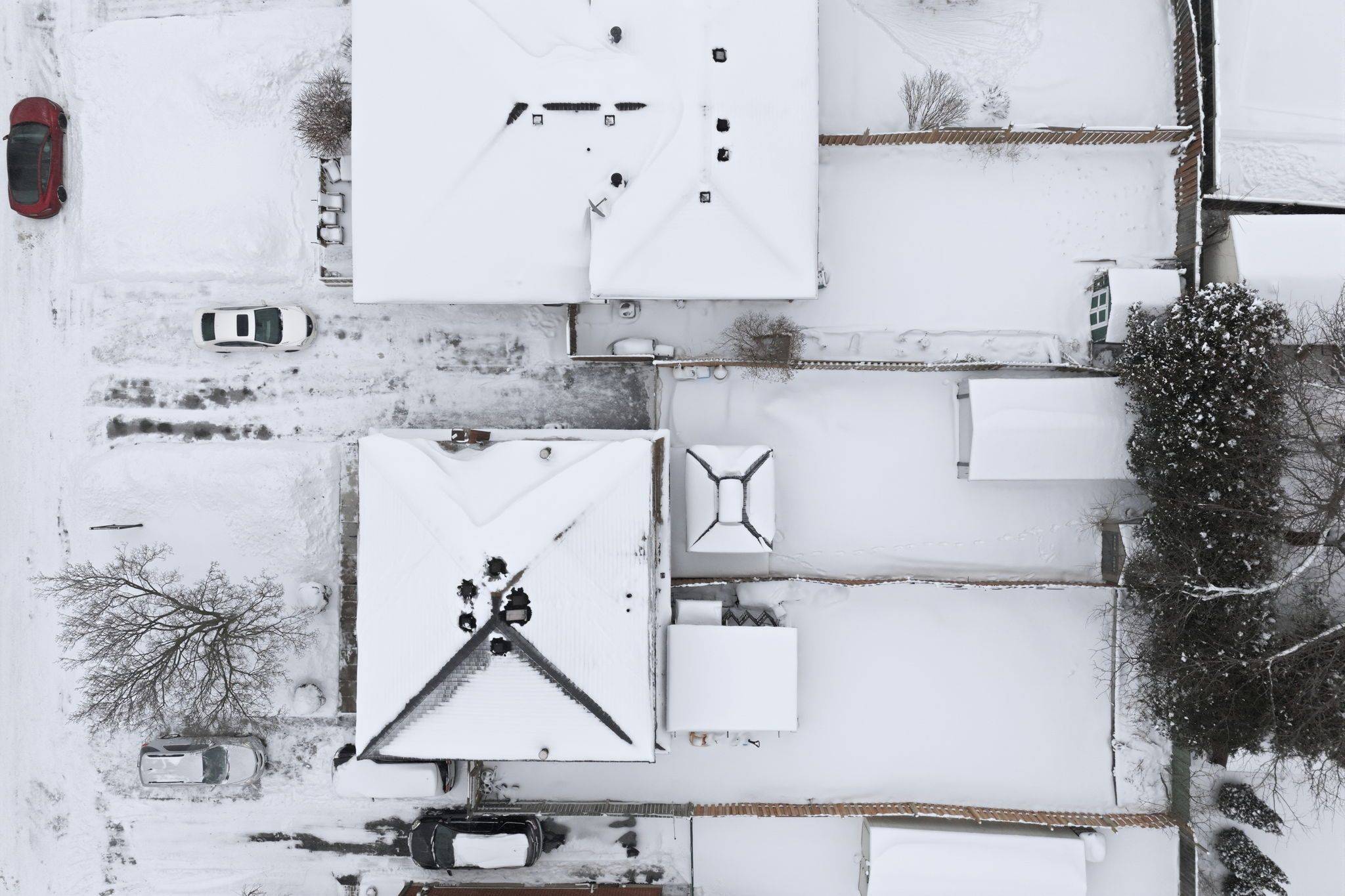 Oshawa, ON L1G 6H3,246 Coventry CT