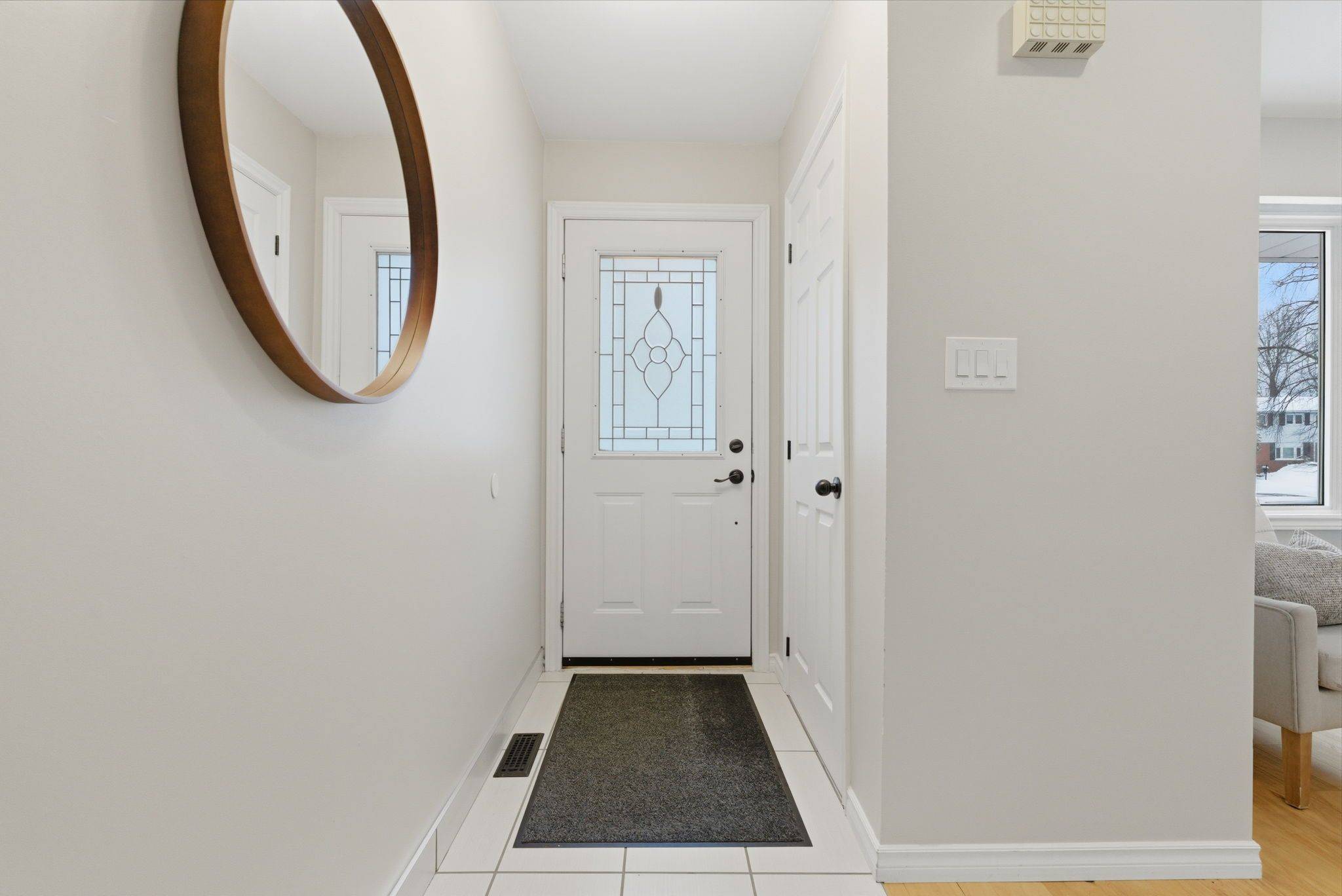 Oshawa, ON L1G 6H3,246 Coventry CT