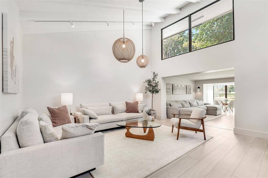 Boca Raton, FL 33433,8569 Casa Del Lago