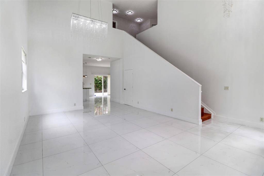 Coral Springs, FL 33071,12693 NW 9th St