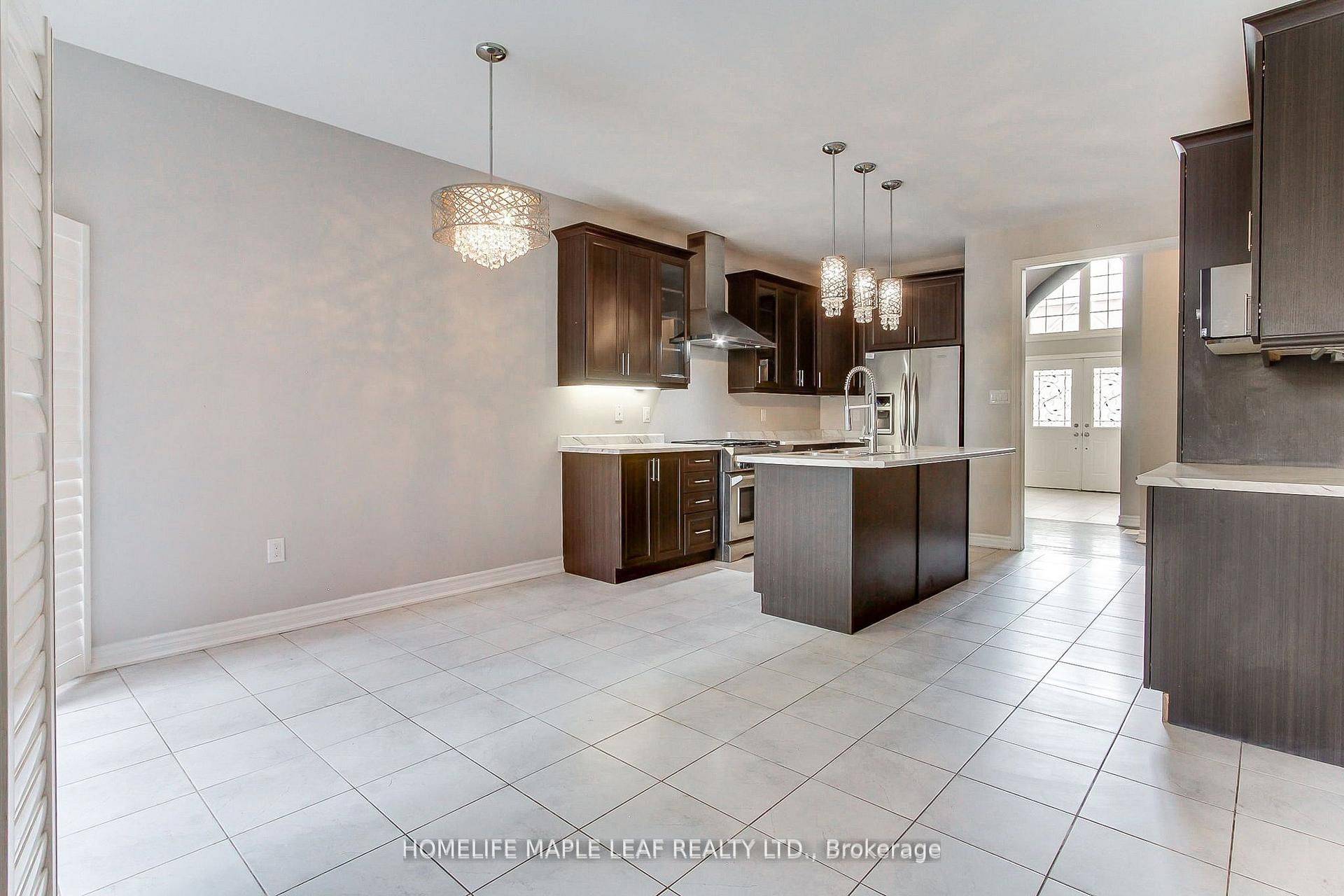 Innisfil, ON L9S 0H1,2180 Dawson CRES