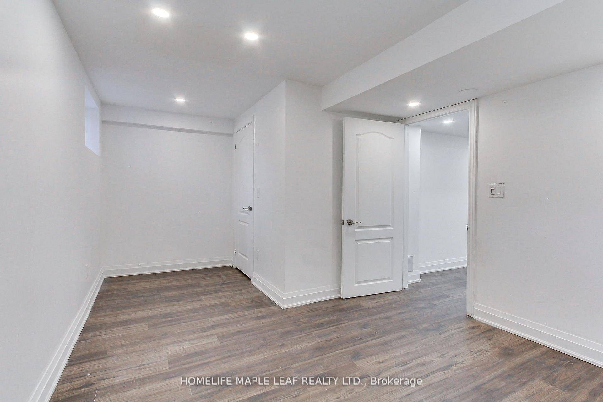 Innisfil, ON L9S 0H1,2180 Dawson CRES