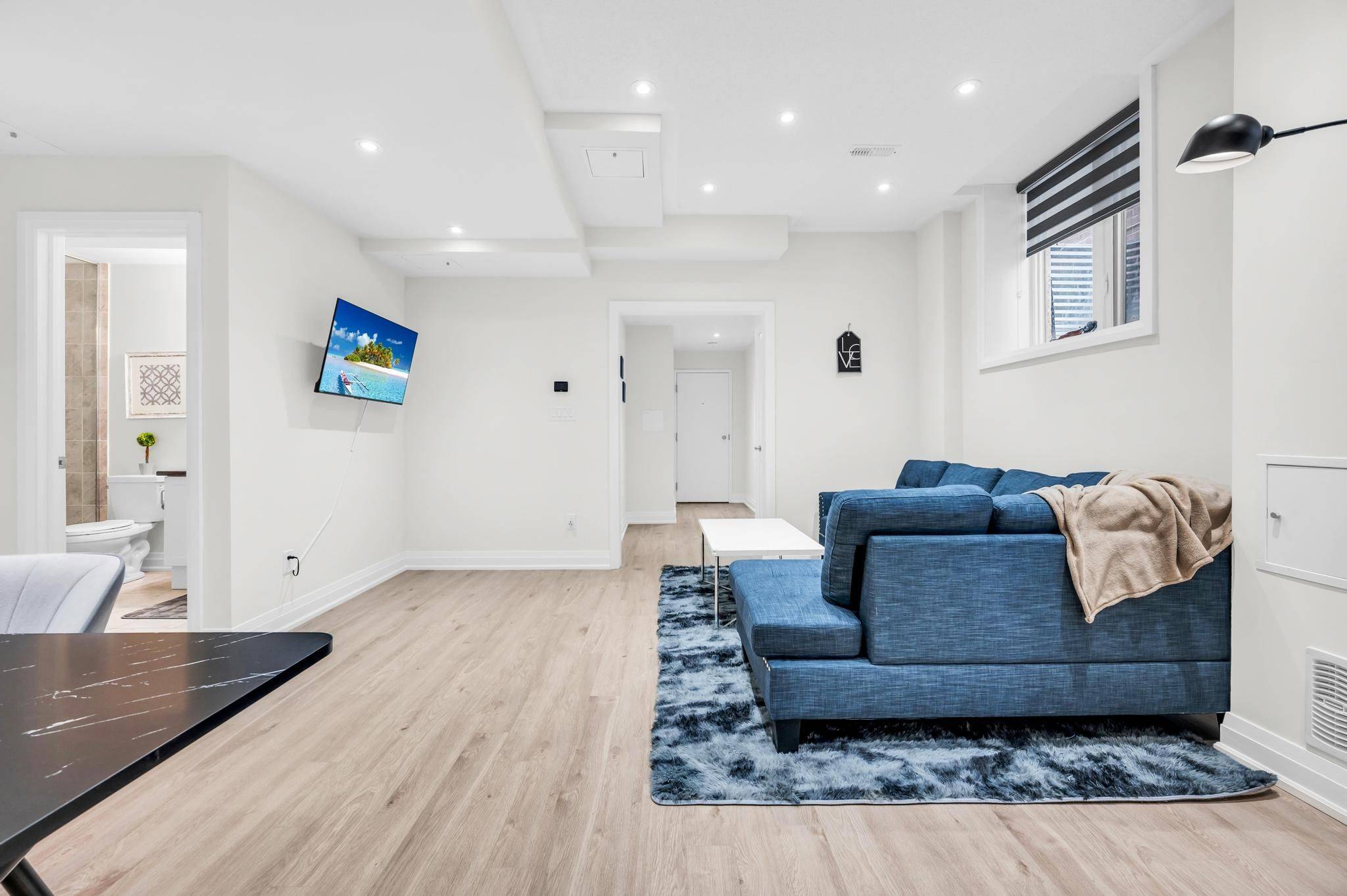 Brampton, ON L6Y 0E4,12 Trellanock RD #Bsmt