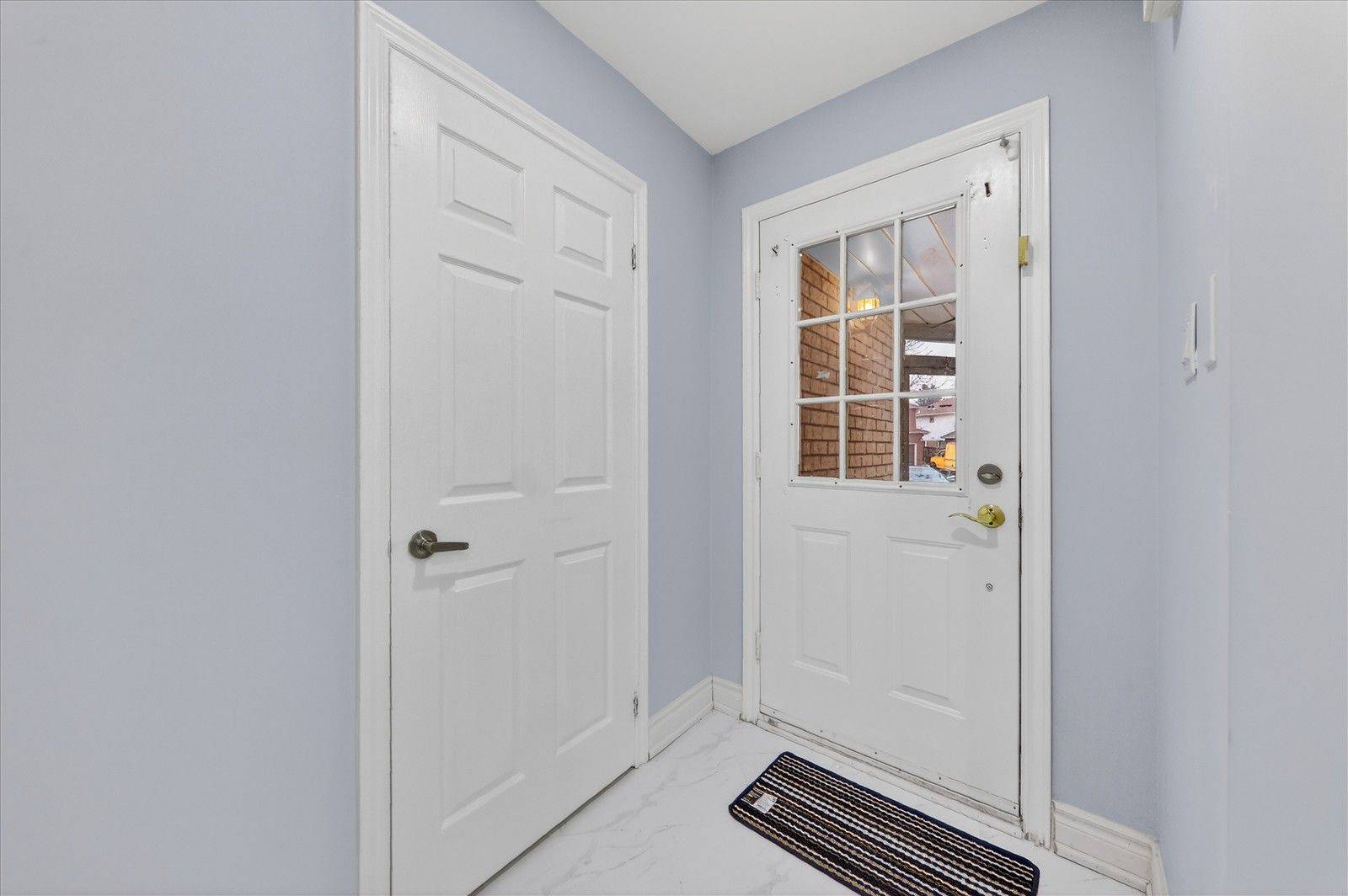 Brampton, ON L6Y 4V7,231 Timberlane DR