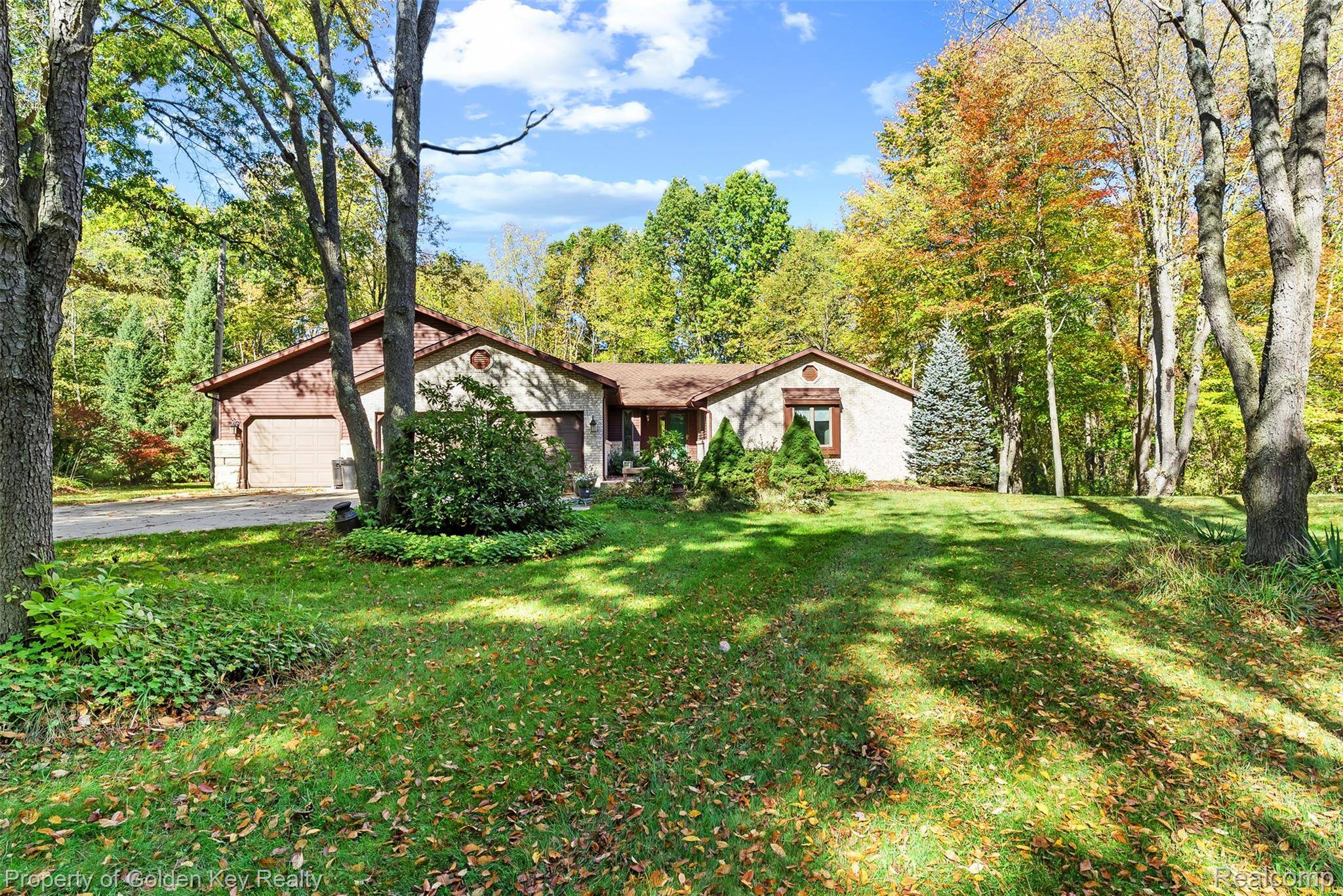 Howell, MI 48843,2551 Pardee RD