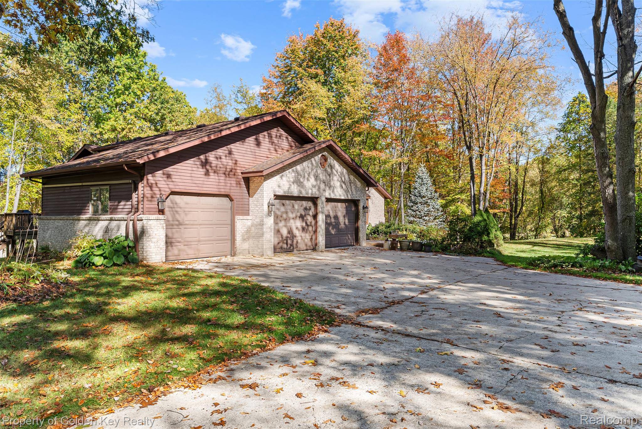 Howell, MI 48843,2551 Pardee RD