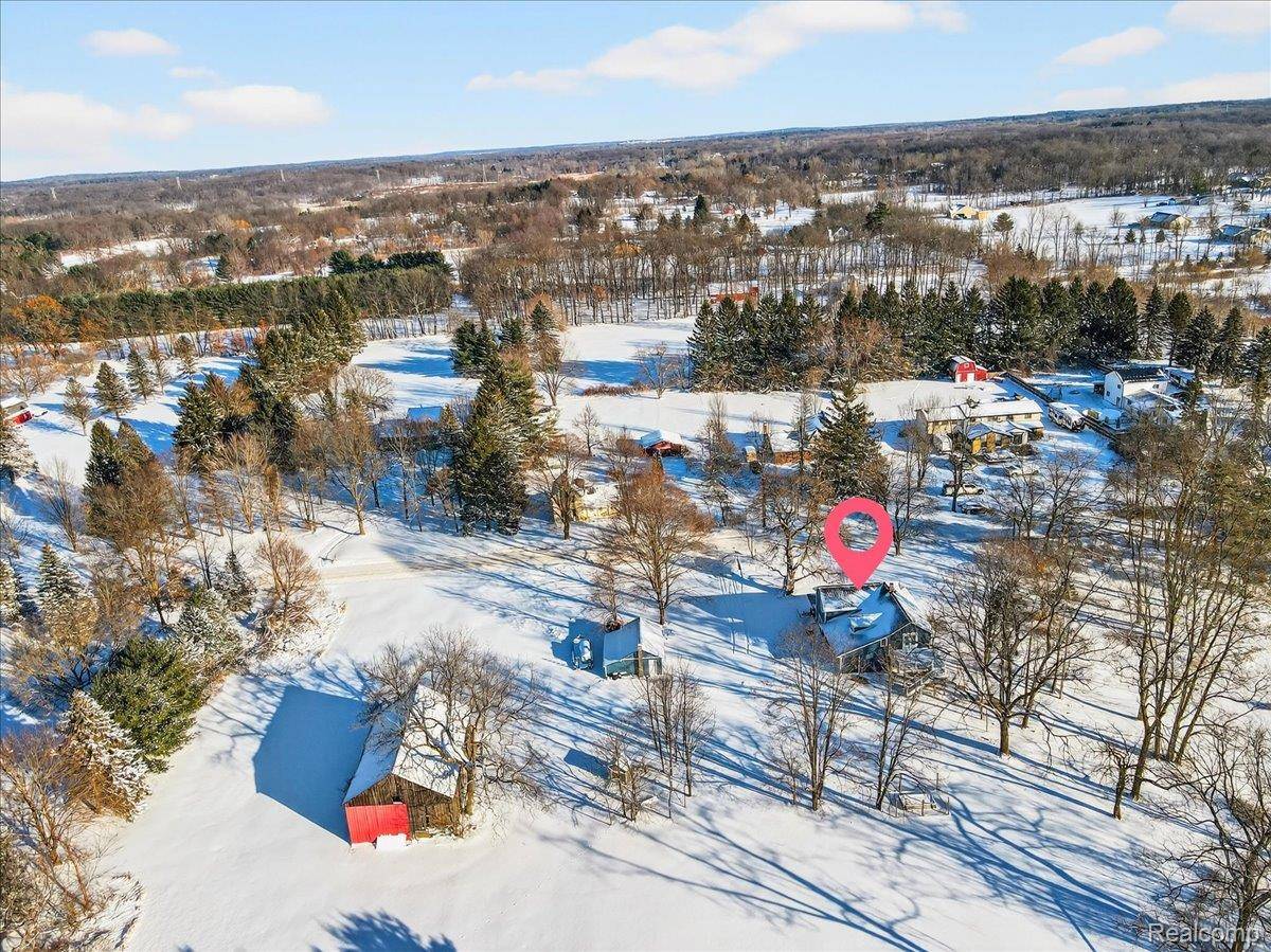 Ortonville, MI 48462,930 S Hadley RD