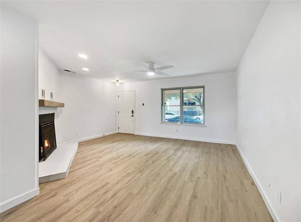 Dallas, TX 75240,14025 Brookgreen Drive