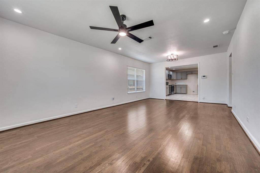 Dallas, TX 75212,5546 Bernal Drive