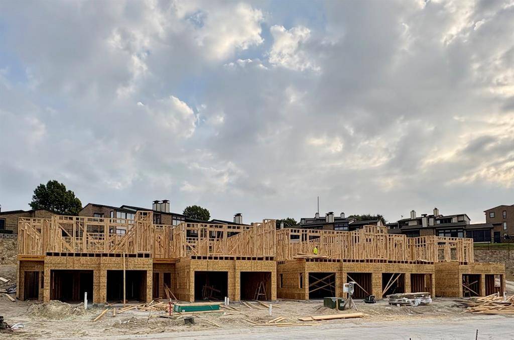 Rockwall, TX 75032,5201 Lamnatos Drive