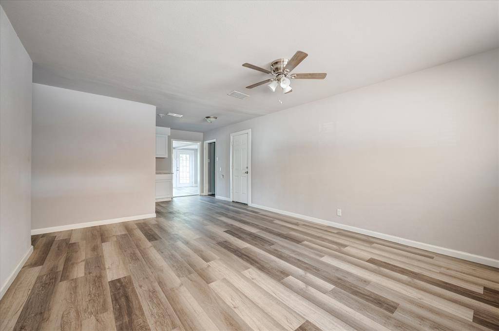 Arlington, TX 76013,1902 Alan A Dale Road