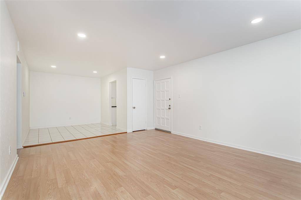 Dallas, TX 75206,6061 Milton Street #231