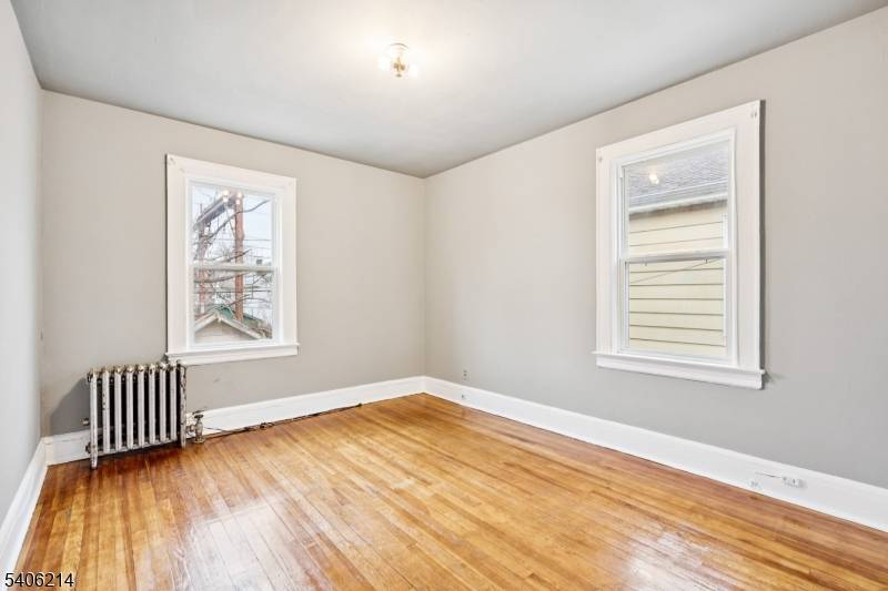 East Orange City, NJ 07017,193 Hoffman Blvd