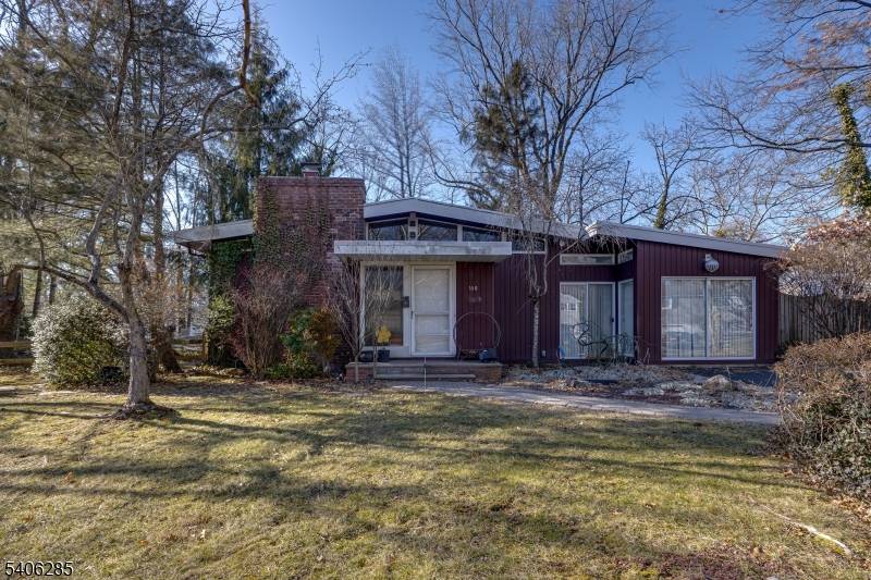 Fanwood Boro, NJ 07023,108 Glenwood Rd