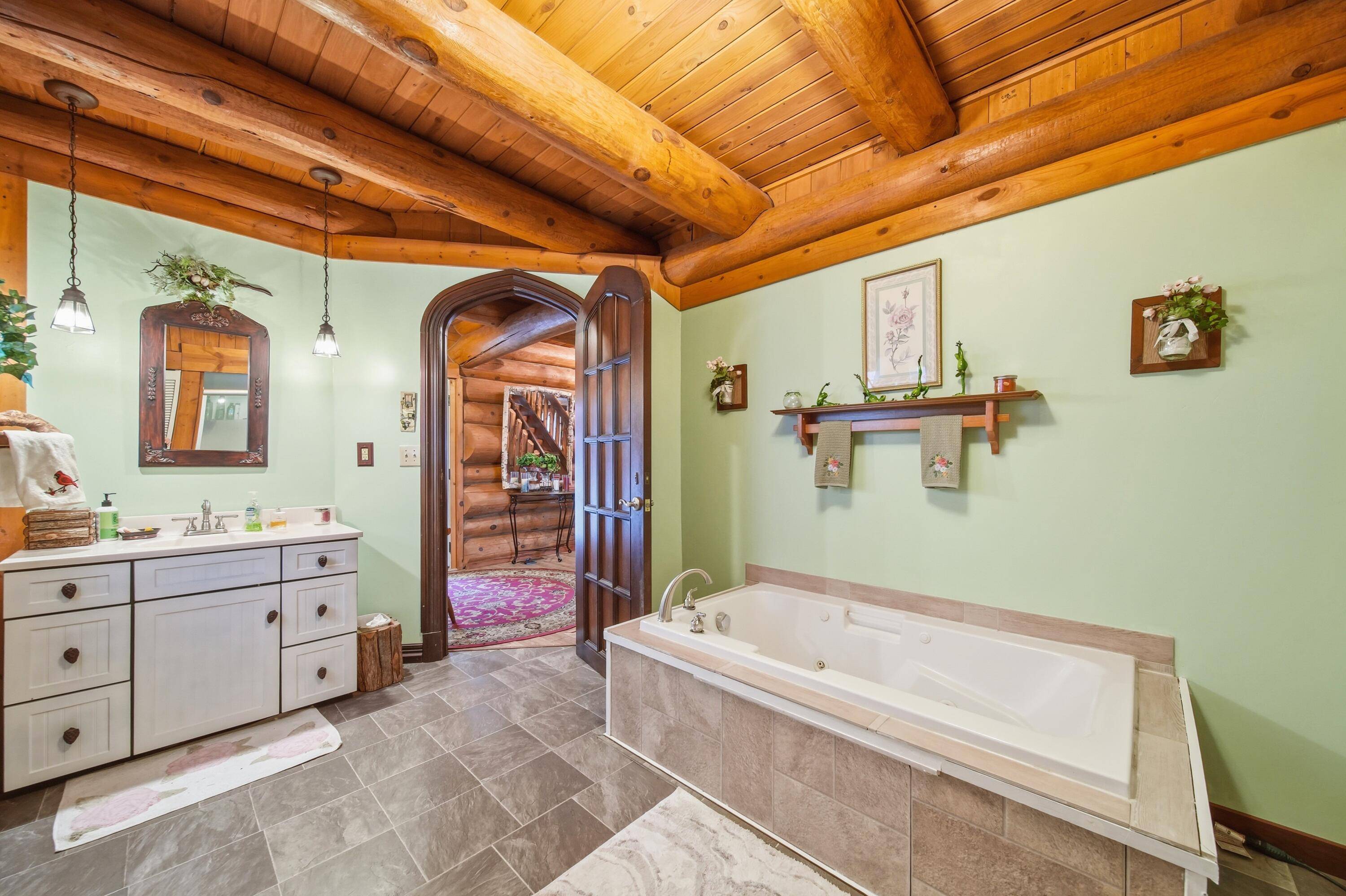 Horton, MI 49246,169.5 Pine Hill Lake DR