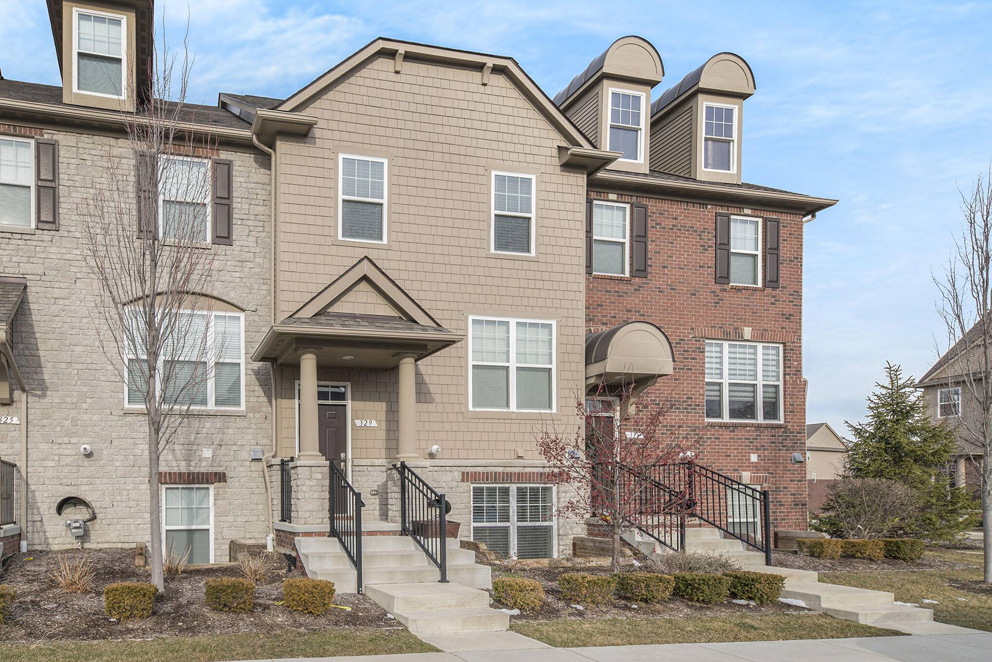 Rochester Hills, MI 48307,329 Glenhurst BLVD