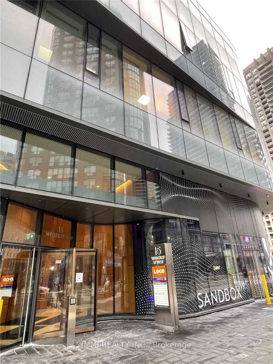 Toronto C01, ON M4Y 0G7,15 Wellesley ST W #217