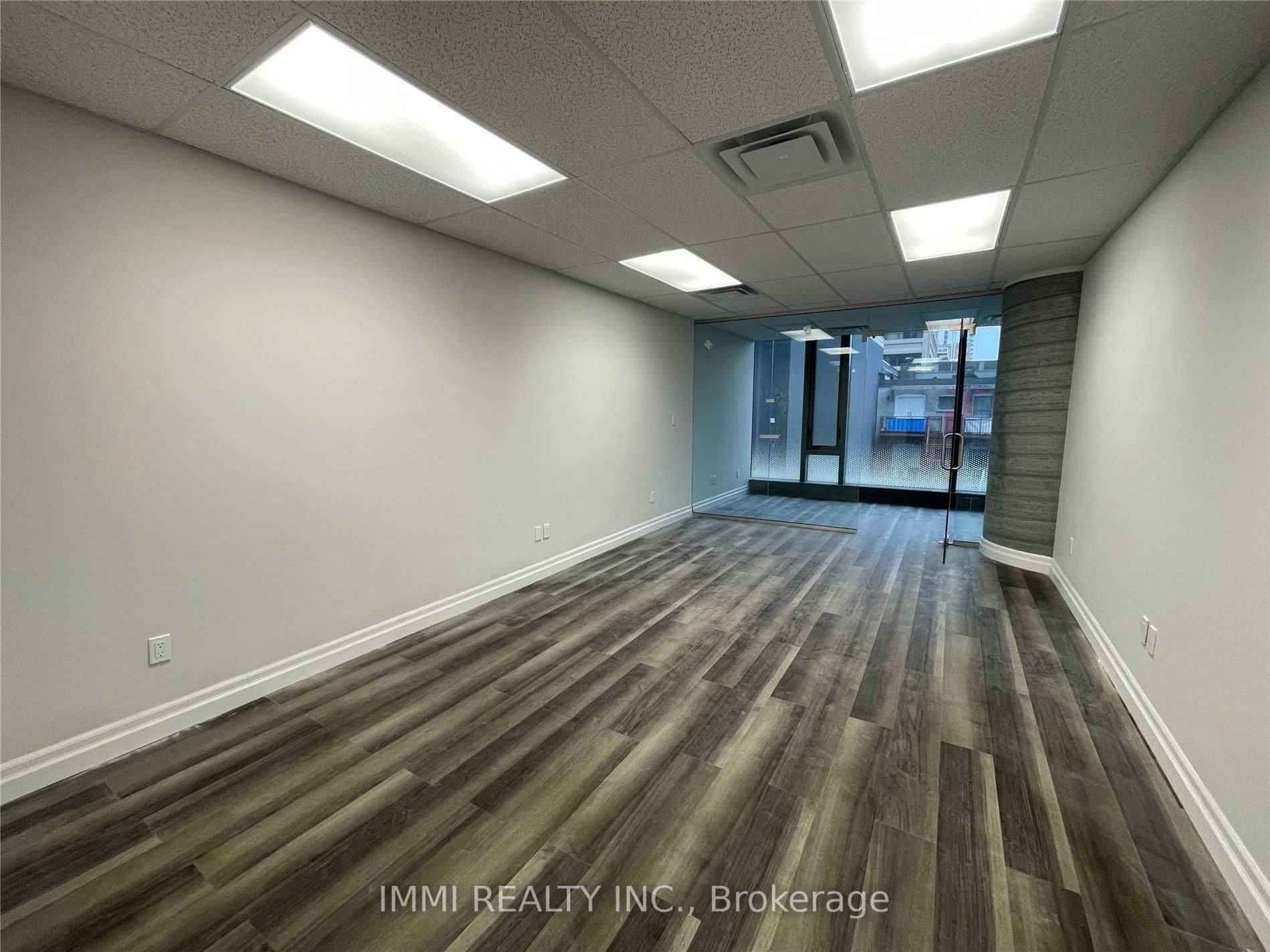 Toronto C01, ON M4Y 0G7,15 Wellesley ST W #217