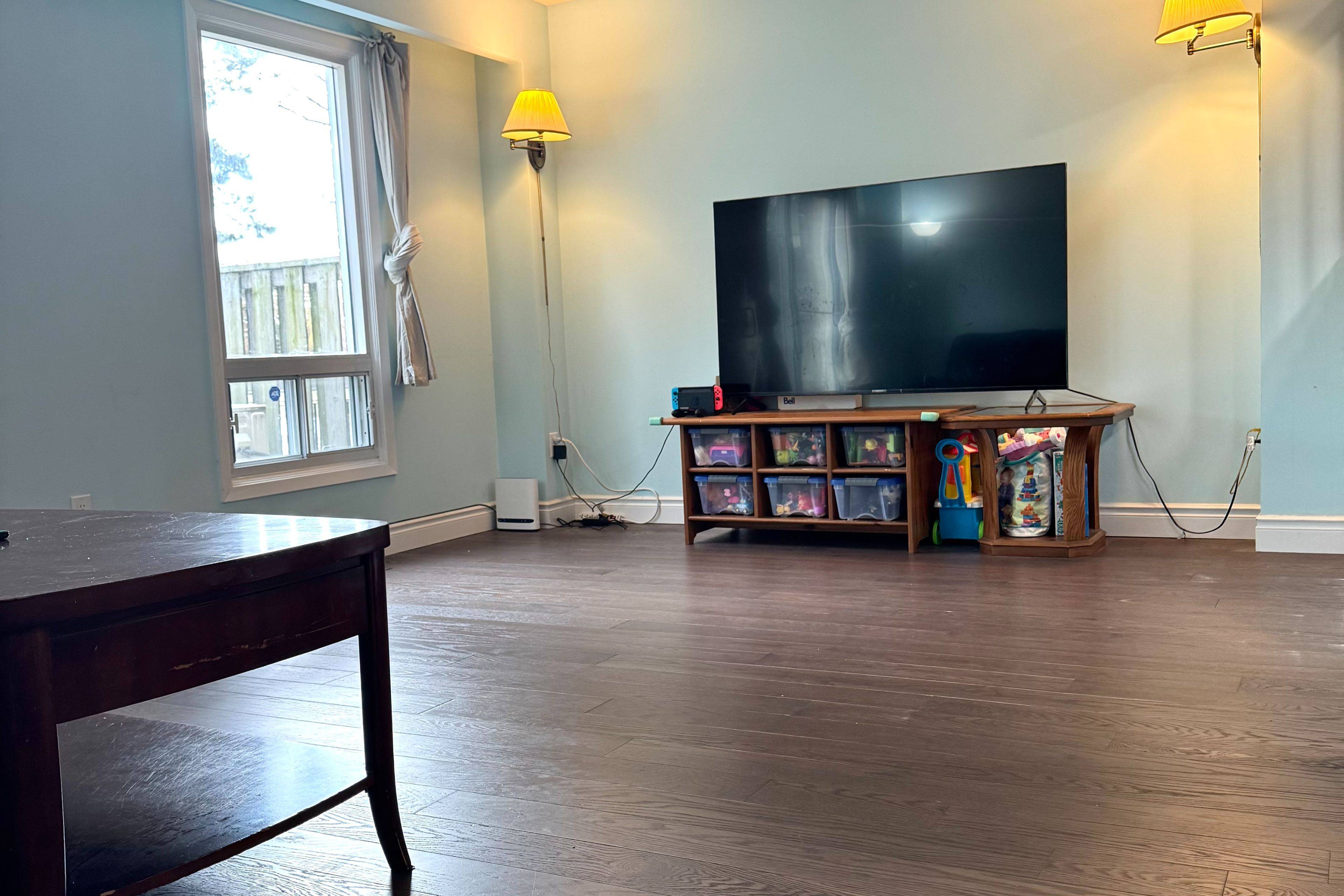 Toronto E07, ON M1V 1S5,201 Alexmuir BLVD #134