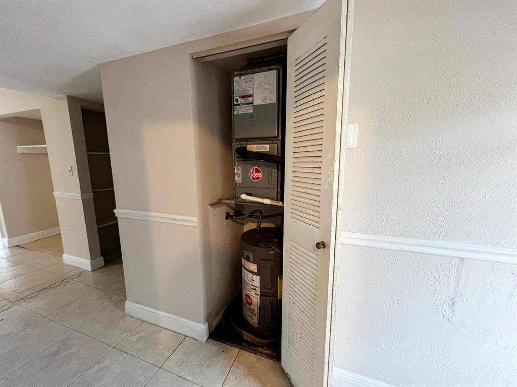 Lauderdale Lakes, FL 33319,3141 NW 47th Ter #221