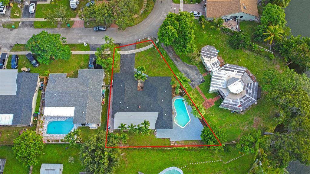 Lauderhill, FL 33351,7841 NW 46 St