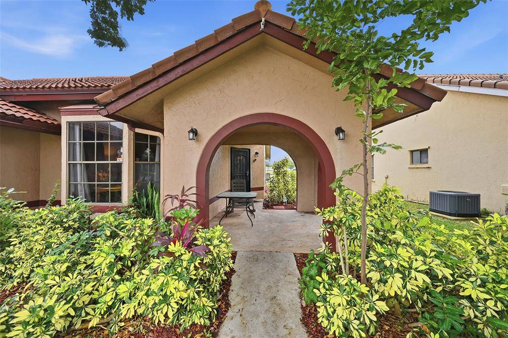 Boynton Beach, FL 33472,5235 Brian Blvd