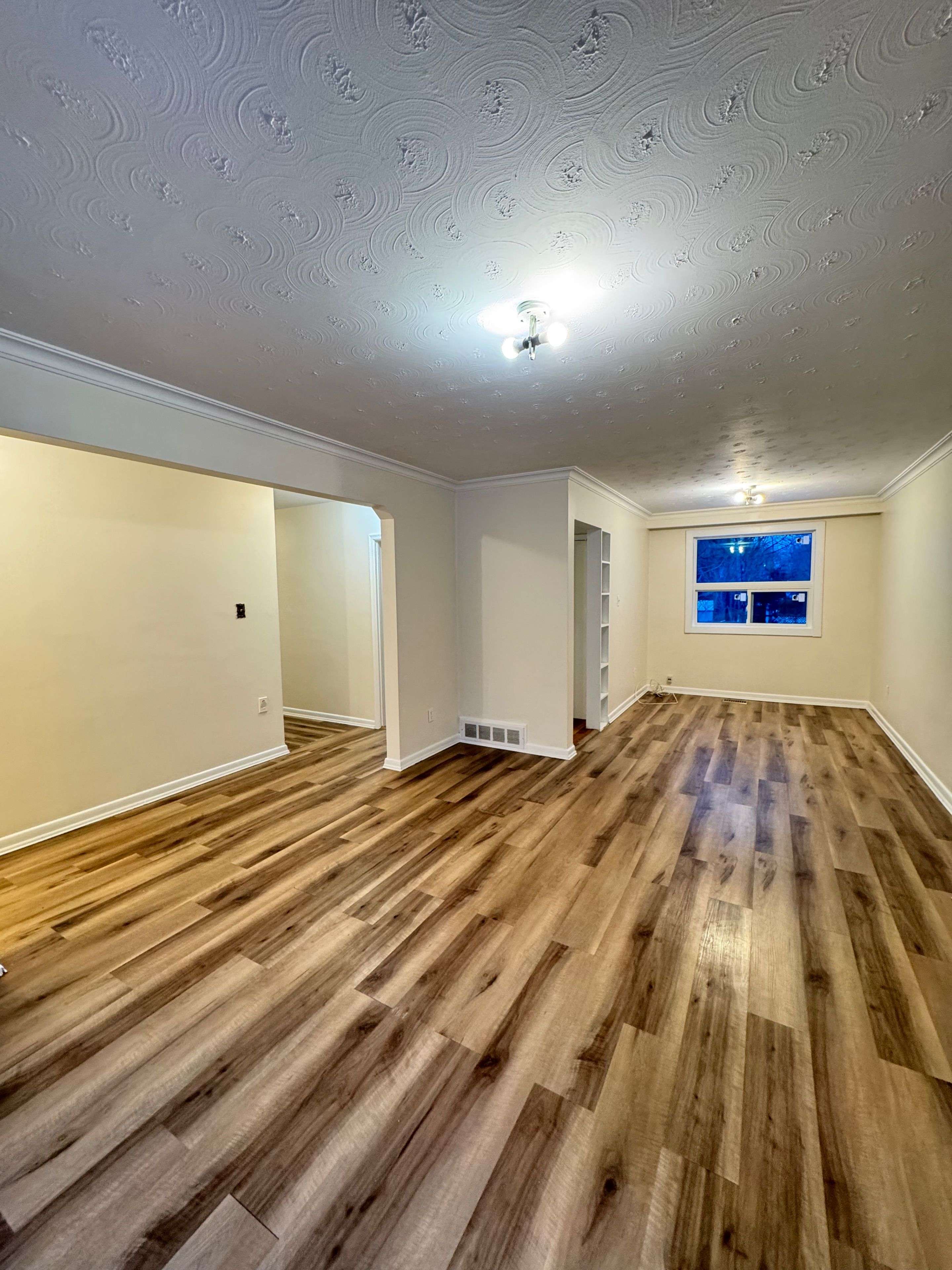 Richmond Hill, ON L4C 2S4,410 Becker RD N #Main Floor