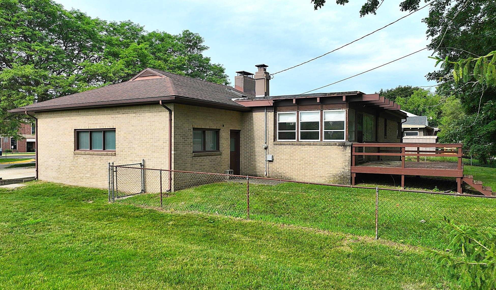 Mount Pleasant, MI 48858,1223 North DR