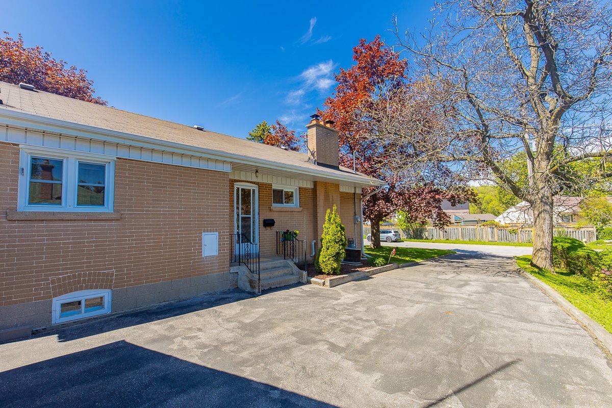 Toronto E07, ON M1S 2H6,12 Canham CRES