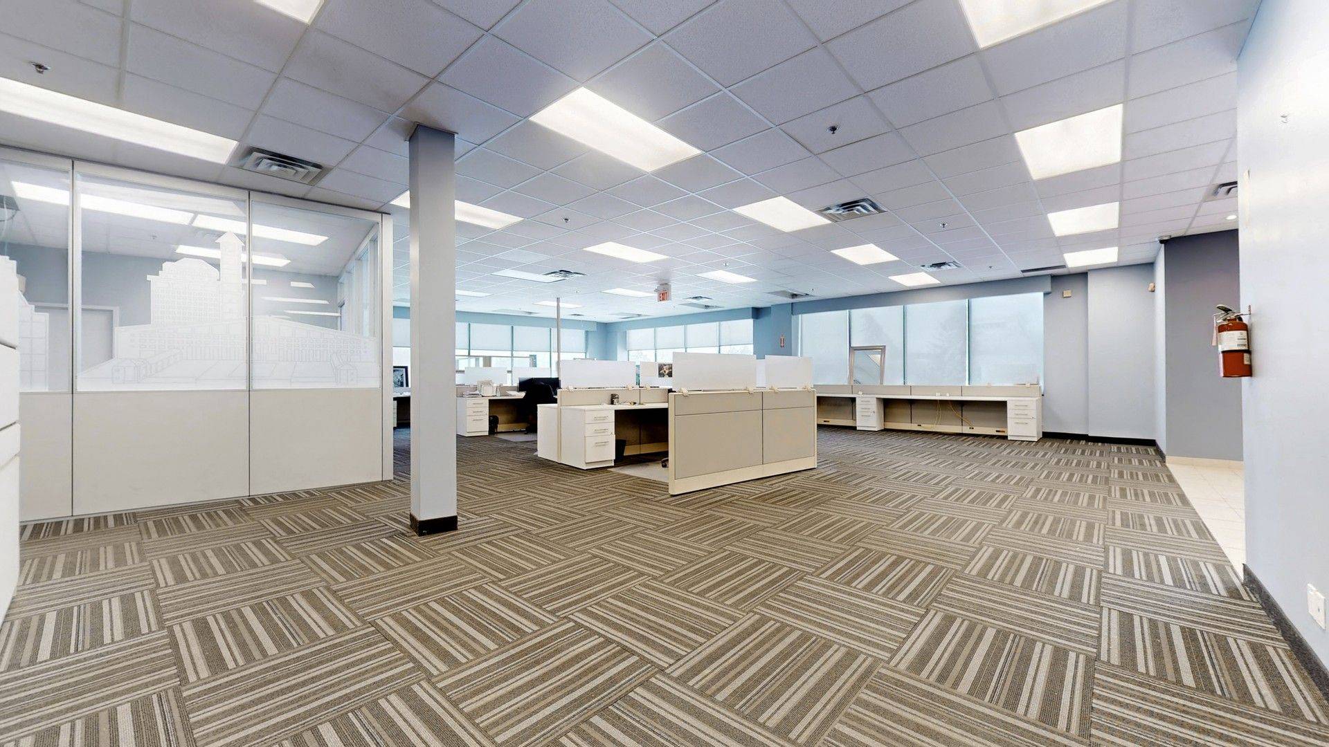 Mississauga, ON L4Z 1W7,180 Traders BLVD E