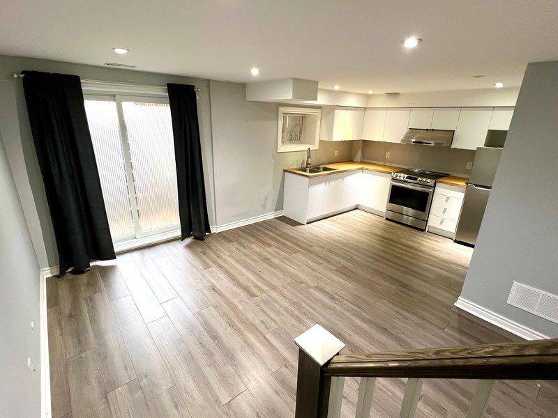 Toronto E03, ON M4C 1W3,30 Gatwick AVE