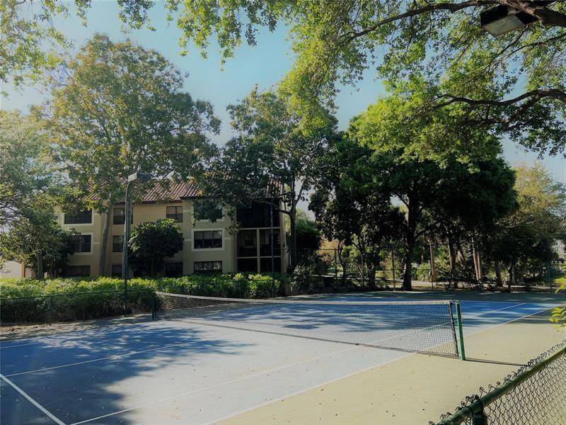 Pompano Beach, FL 33069,4401 W Mcnab Rd #13