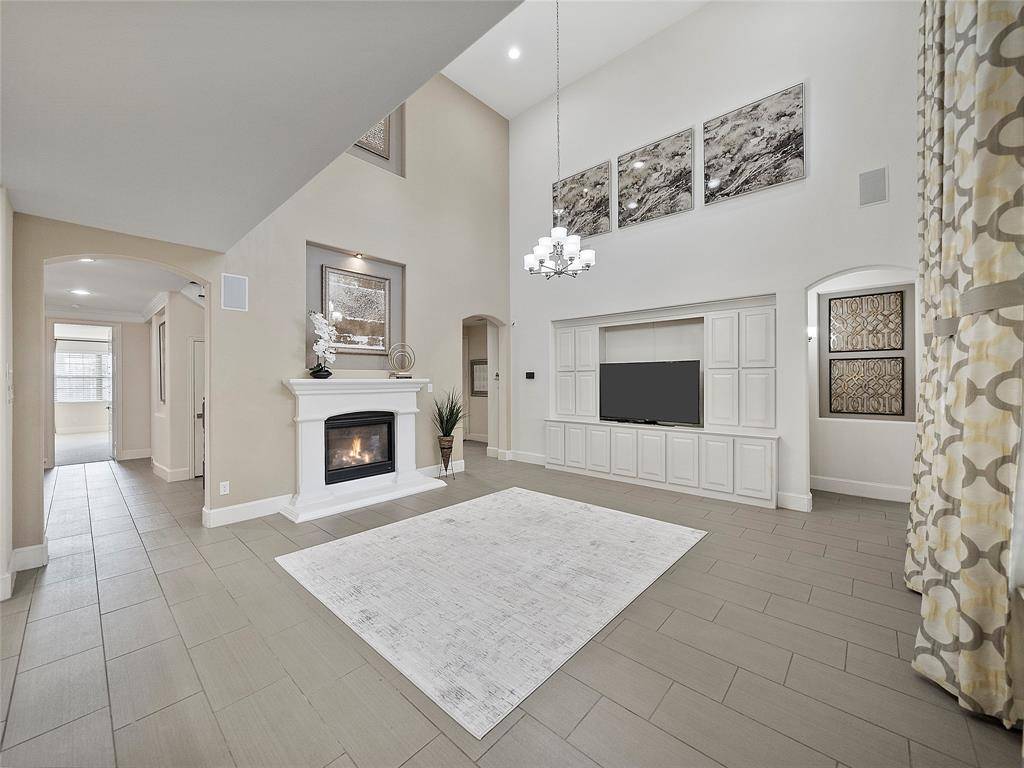 The Colony, TX 75056,2805 Walnut Creek Lane