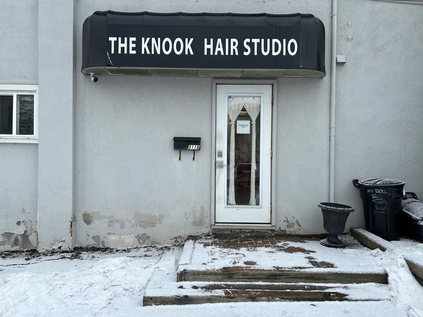 Oshawa, ON L1G 4W1,911 Simcoe ST N #B