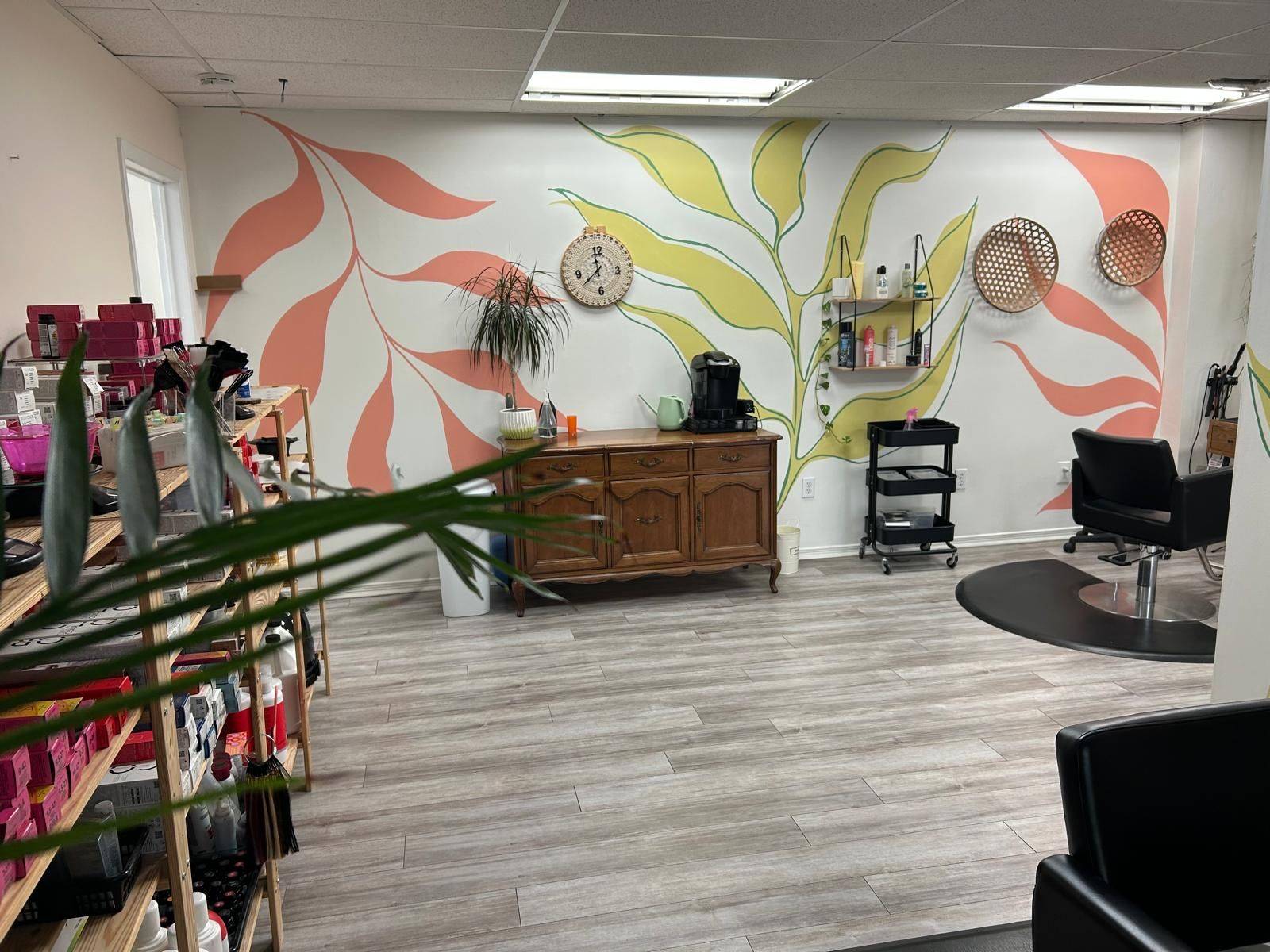 Oshawa, ON L1G 4W1,911 Simcoe ST N #B