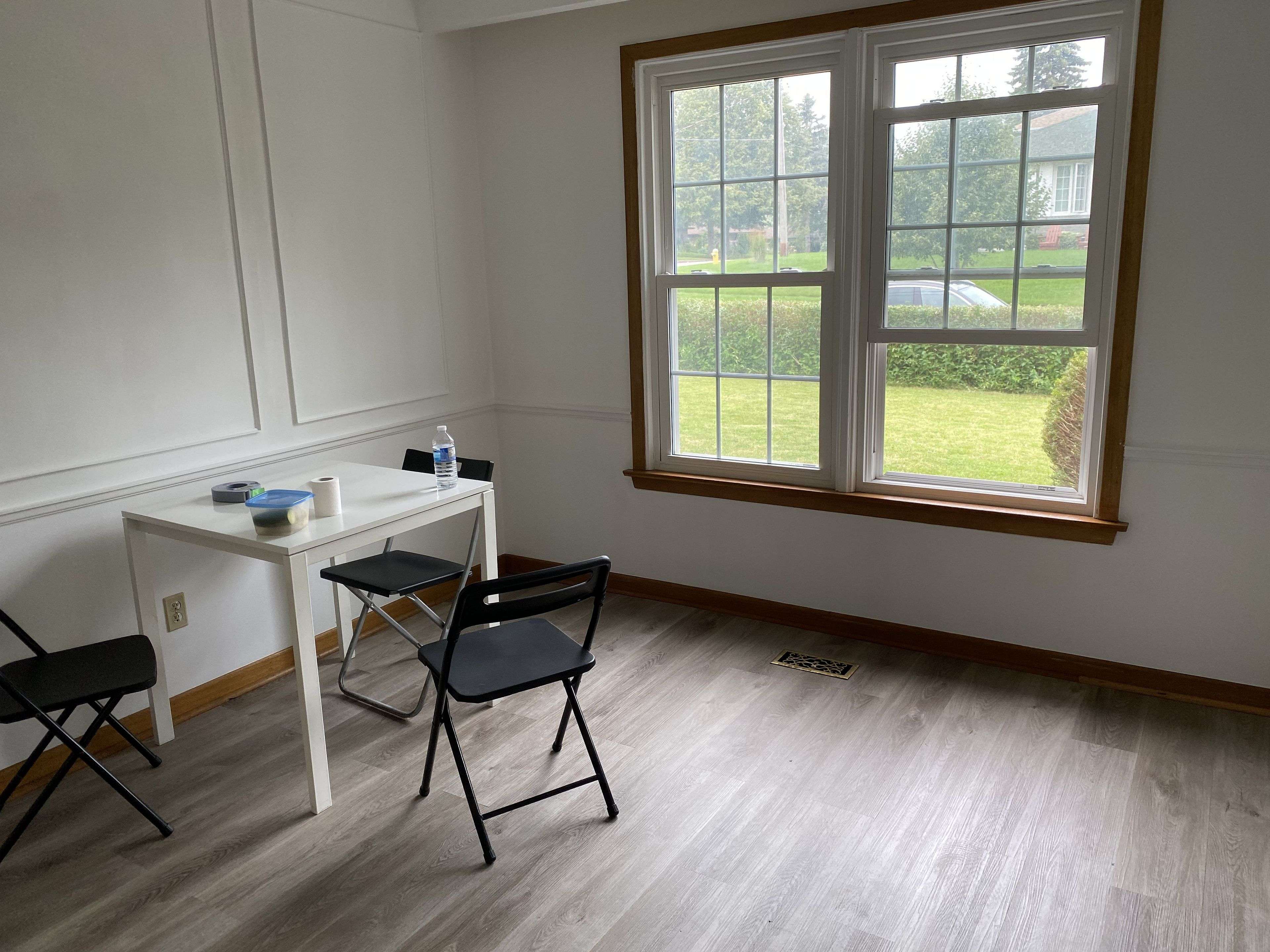 Toronto E09, ON M1J 3A7,62 Landfair CRES